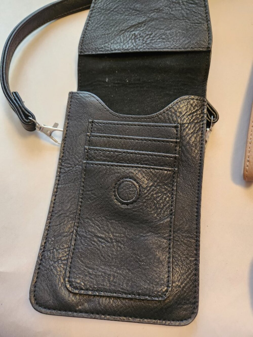 Lot of #3 Crossbody Bags - Picture 6 of 14